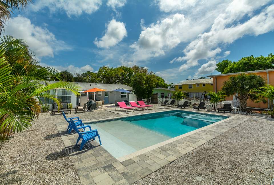 Sea Shell Beach Cottage - Indian Rocks Beach, Florida