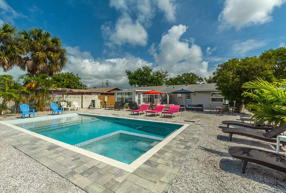 Sea Shell Beach Cottage - Indian Rocks Beach, Florida