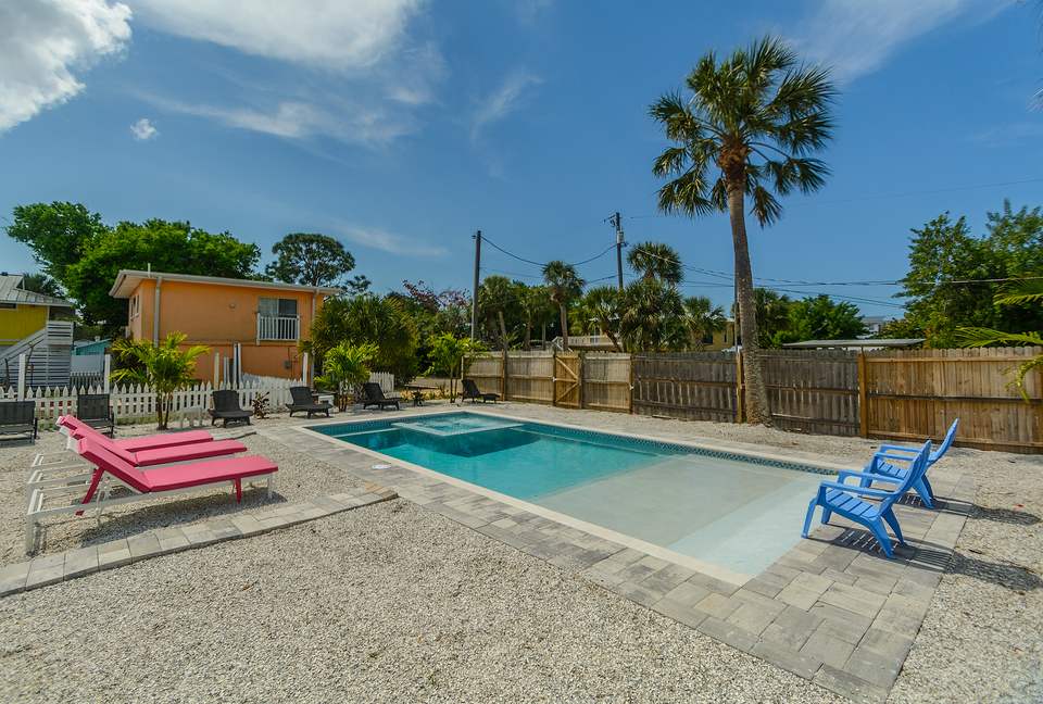 Sea Shell Beach Cottage - Indian Rocks Beach, Florida