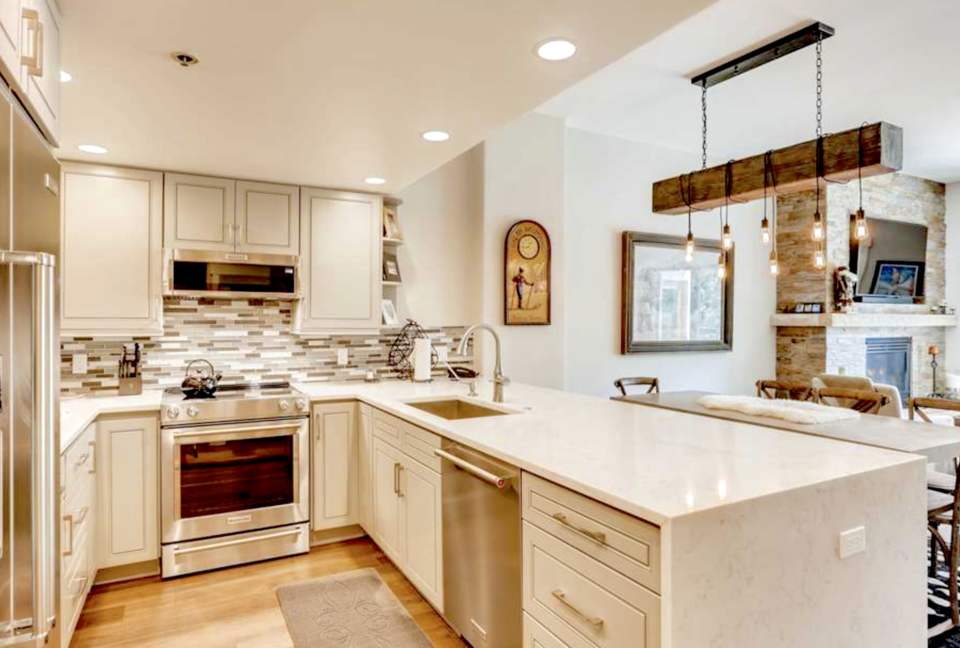 Borders Lodge Luxury Residence - Ski-In/Ski-Out - Avon, Colorado