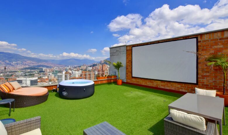 The Medellin Penthouse - Medellin, Colombia
