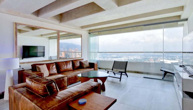 The Medellin Penthouse - Medellin, Colombia