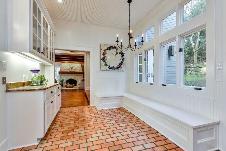 Mustard Seed with Private Dock - Austin, Texas