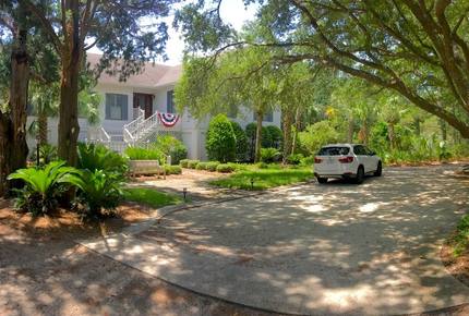 Beach Marsh View Creek Retreat - Georgetown, South Carolina