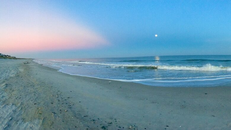 Beach Marsh View Creek Retreat - Georgetown, South Carolina