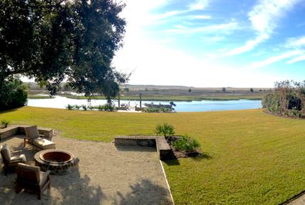 Beach Marsh View Creek Retreat - Georgetown, South Carolina