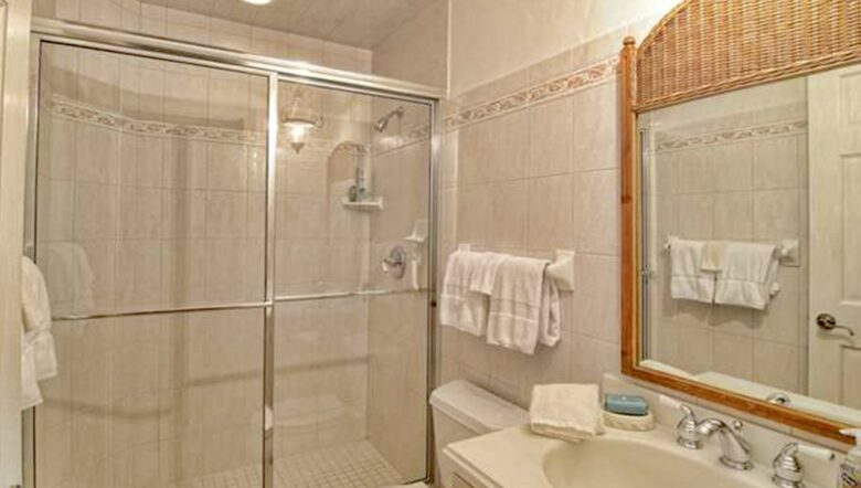 Loblolly Bay Luxury - Prestigious Golf Community - Hobe Sound, Florida