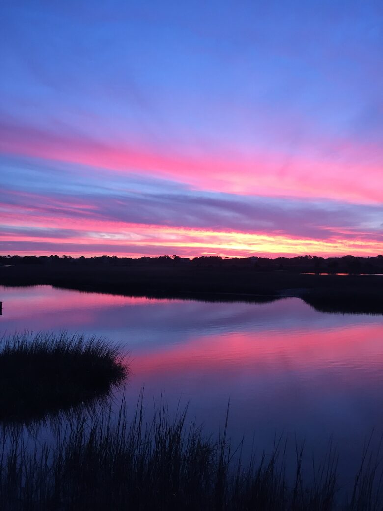 Beach Marsh View Creek Retreat - Georgetown, South Carolina
