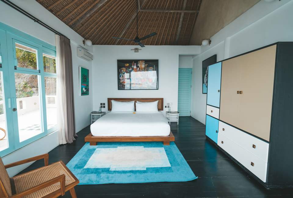 Mandala. The Rocks - Kuta Sel, Indonesia