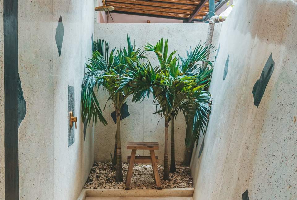 Mandala. The Rocks - Kuta Sel, Indonesia