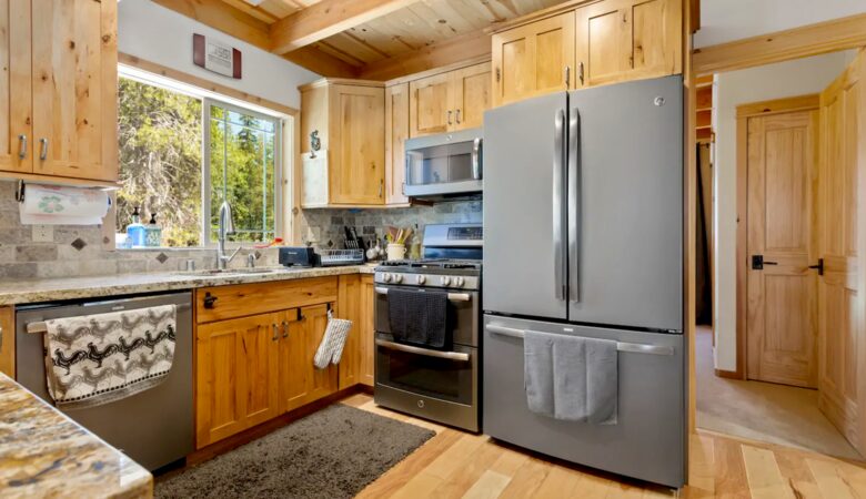 SpruceHaus at Serene Lakes, Lake Tahoe - Soda Springs, California