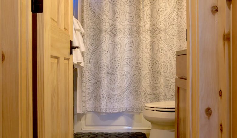 SpruceHaus at Serene Lakes, Lake Tahoe - Soda Springs, California