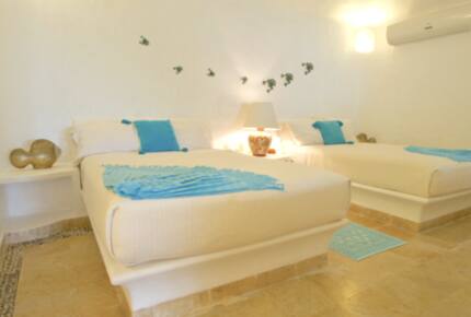 Villa Alejandra and Villa Karin - Acapulco, Mexico