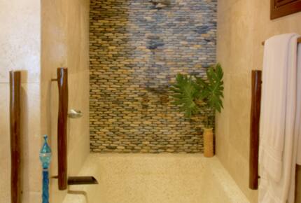 Villa Alejandra and Villa Karin - Acapulco, Mexico