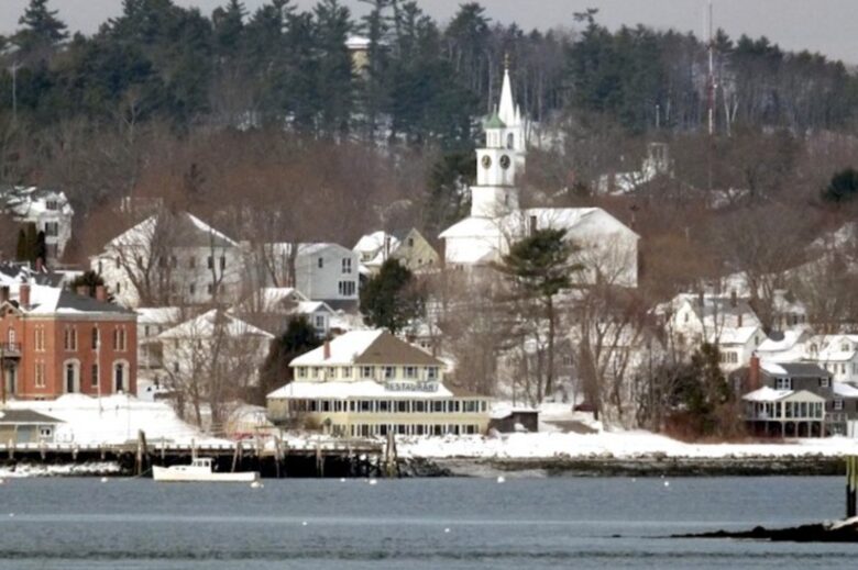 Davis Island Cottage - Edgecomb, Maine