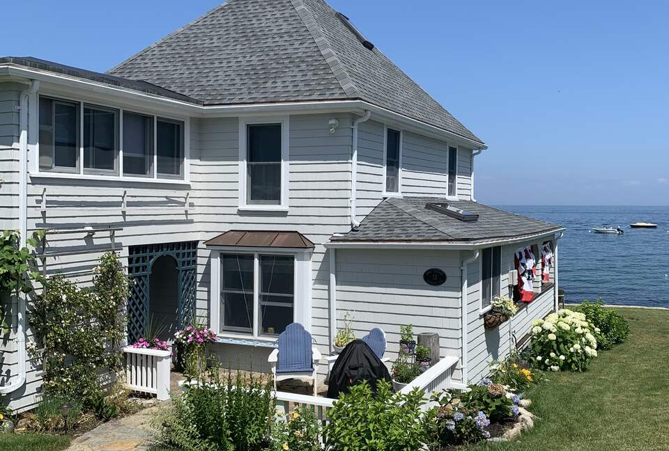 Diamond Cove Seaside Cottage - Annisquam, Massachusetts