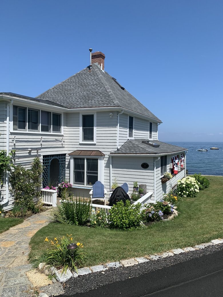 Diamond Cove Seaside Cottage - Annisquam, Massachusetts