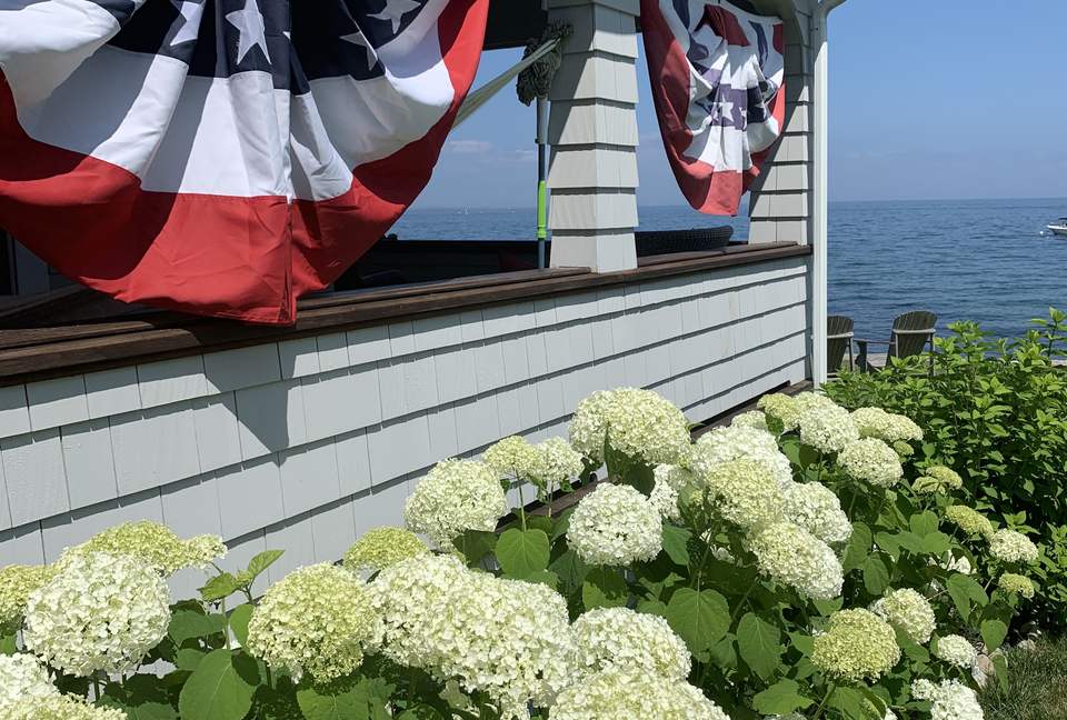 Diamond Cove Seaside Cottage - Annisquam, Massachusetts
