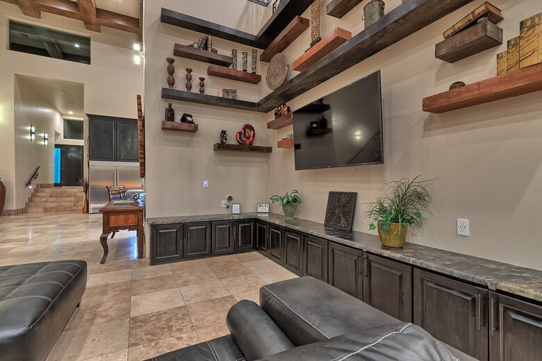 Casa Blanca Luxury Estate - Apache Junction, Arizona