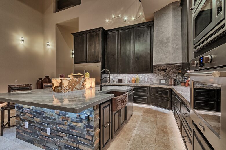 Casa Blanca Luxury Estate - Apache Junction, Arizona