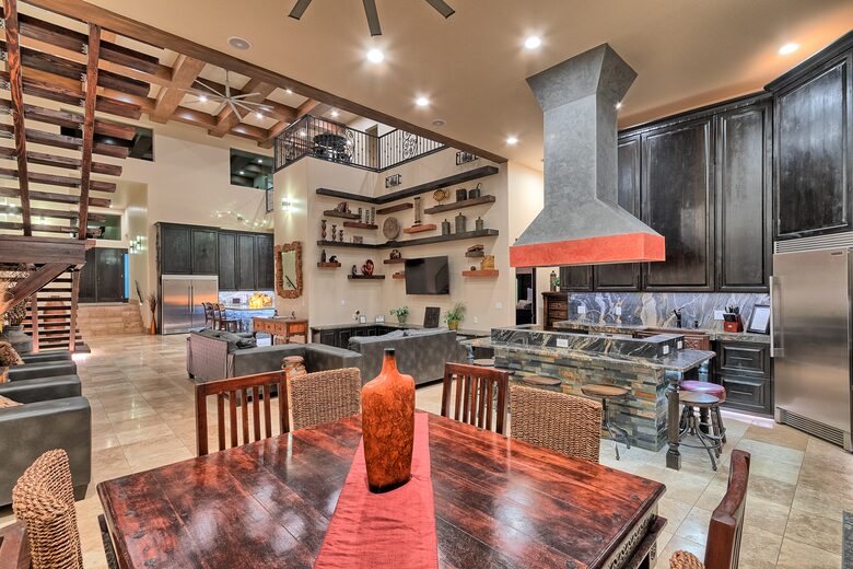 Casa Blanca Luxury Estate - Apache Junction, Arizona