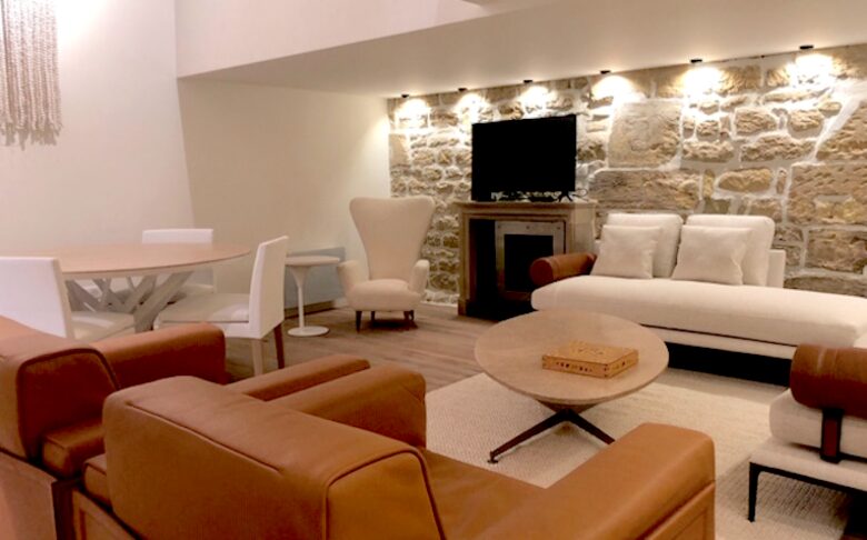 Saint Louis Island Luxe - Paris, France