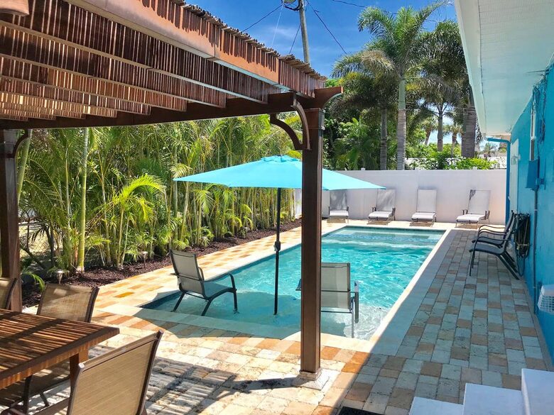 Pool with Spa, Dining Area, and Lounge Area