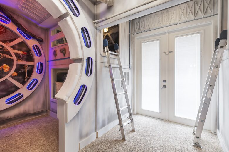 The White House Of Reunion - Reunion, Florida