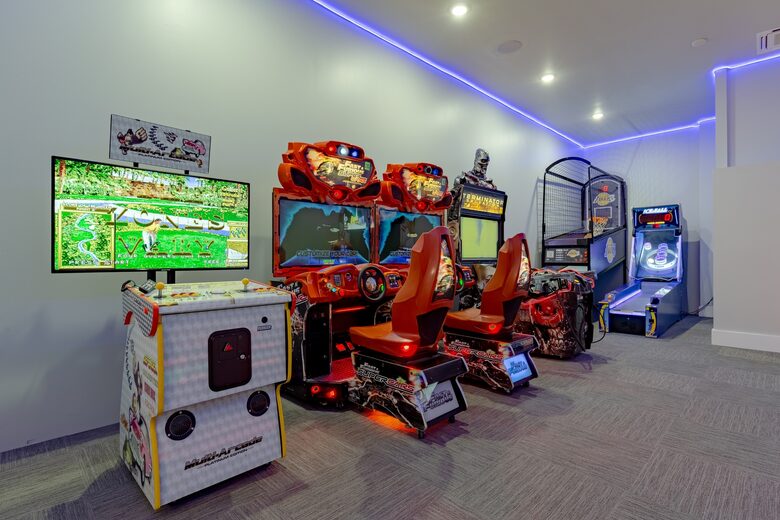 The White House Of Reunion - Reunion, Florida