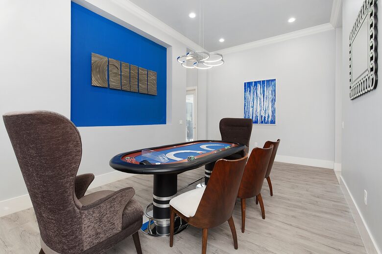 The White House Of Reunion - Reunion, Florida