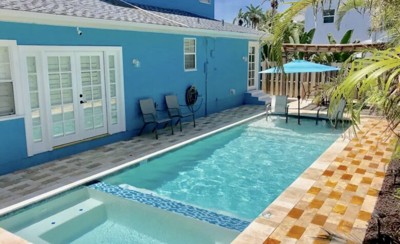 Clearwater Beach Bungalow - Clearwater Beach, Florida