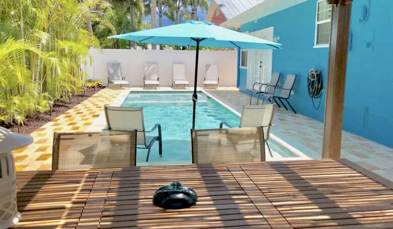 Clearwater Beach Bungalow - Clearwater Beach, Florida