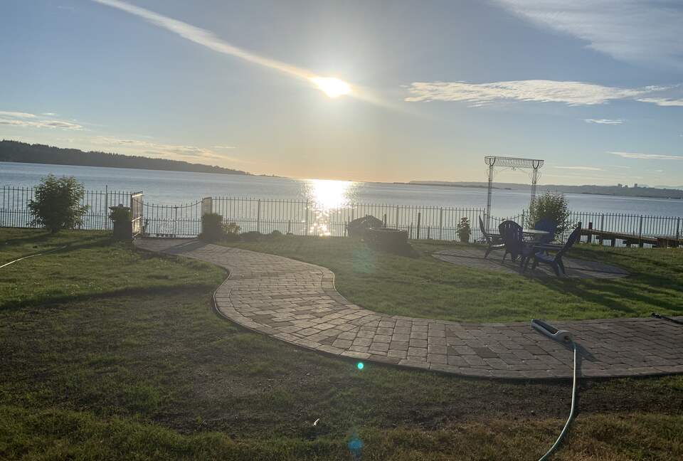 Waterfront Sunset Home in Birch Bay - Blaine, Washington