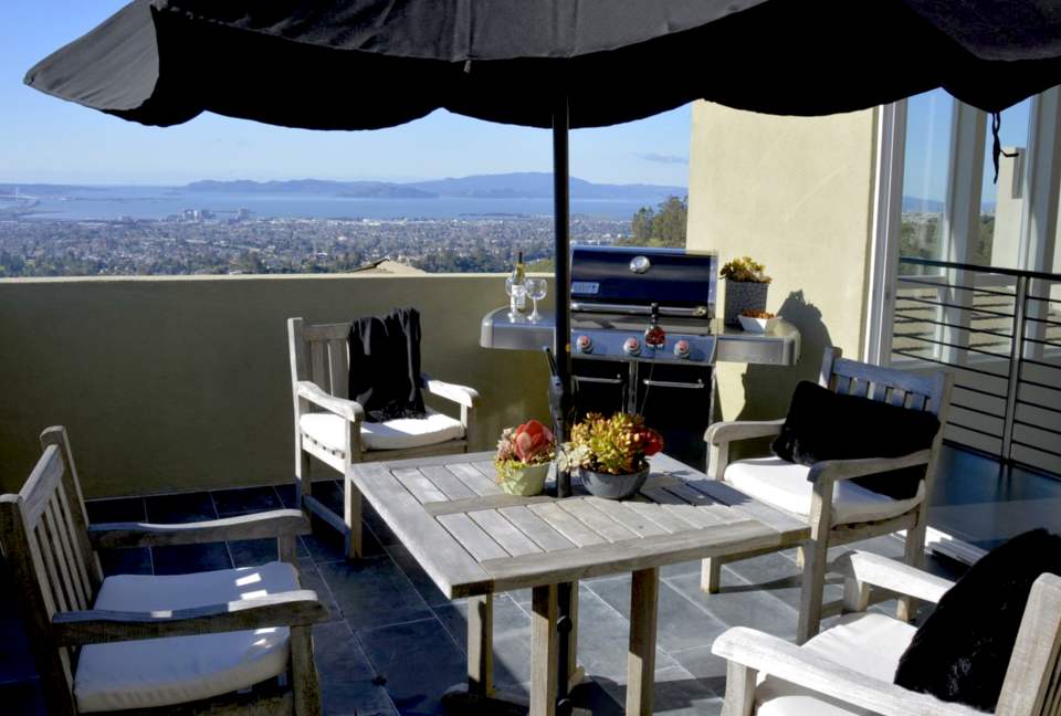 Spectacular Montclair Hills Panoramic Views! - Oakland, California