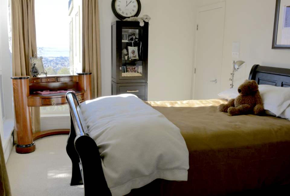 Spectacular Montclair Hills Panoramic Views! - Oakland, California