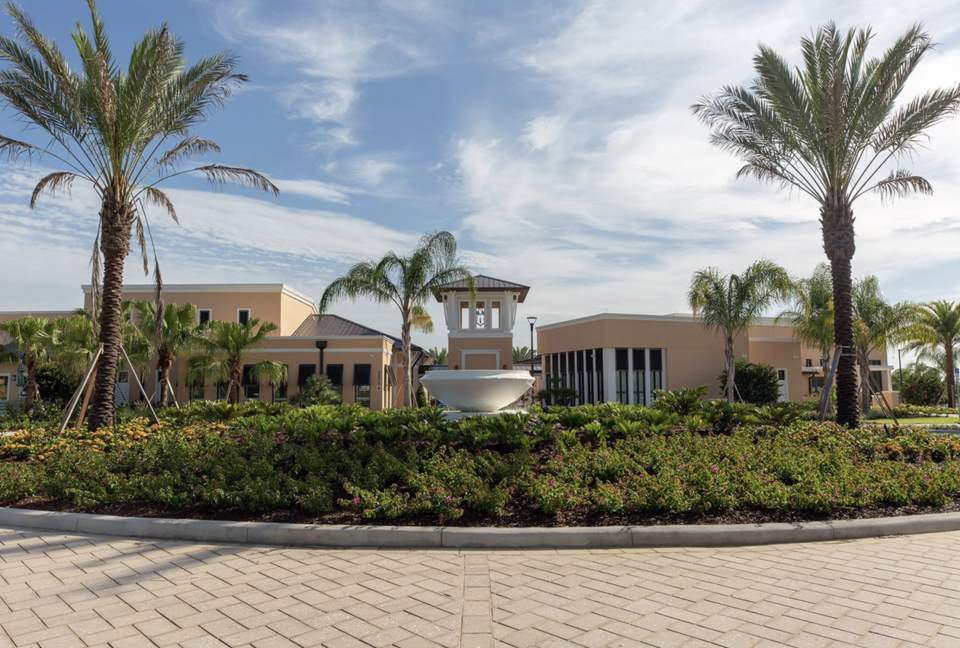 Solara Resort Luxury - Kissimmee, Florida