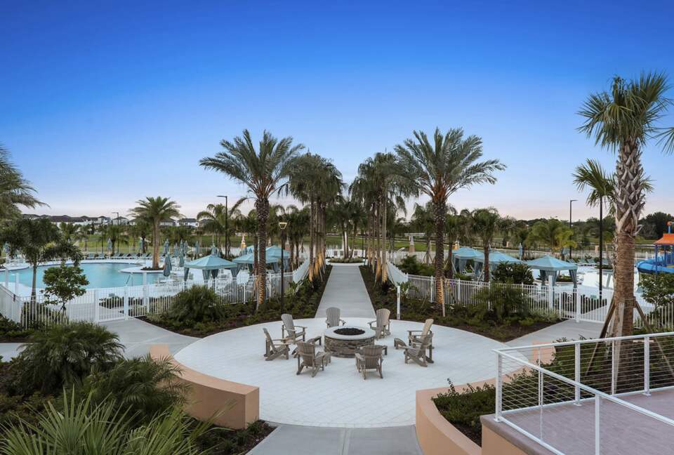 Solara Resort Luxury - Kissimmee, Florida