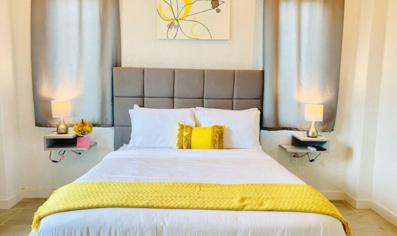 Hideaway Villa Maya Beach - Placencia, Belize