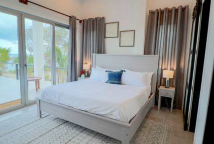 Hideaway Villa Maya Beach - Placencia, Belize