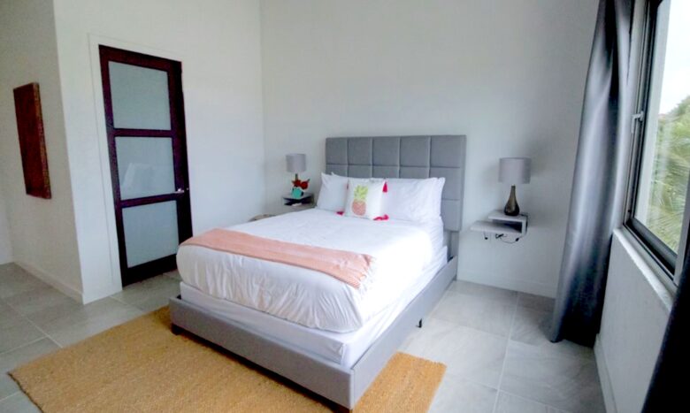 Hideaway Villa Maya Beach - Placencia, Belize