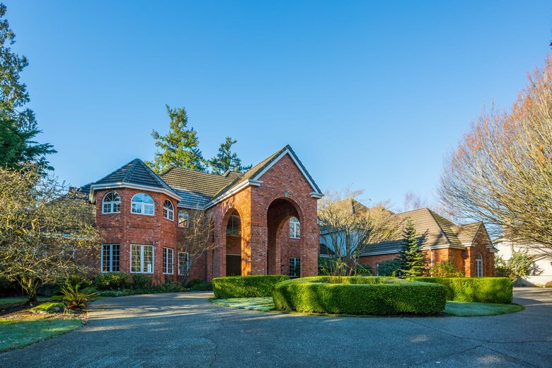 Breathtaking Ocean View Castle Like Home - Edmonds, Washington