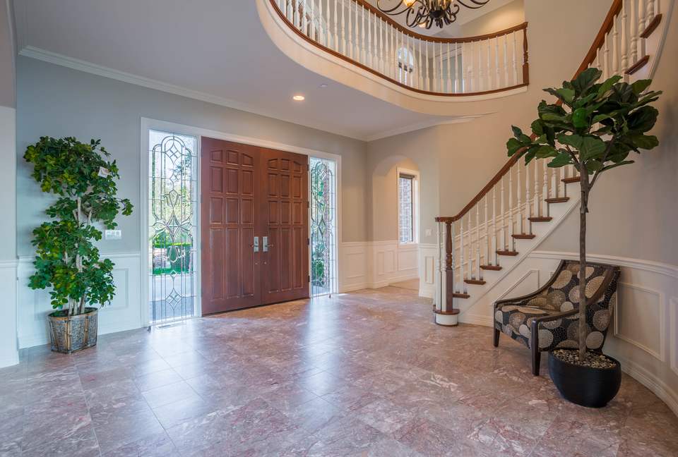 Breathtaking Ocean View Castle Like Home - Edmonds, Washington