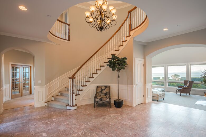 Breathtaking Ocean View Castle Like Home - Edmonds, Washington