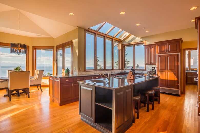 Breathtaking Ocean View Castle Like Home - Edmonds, Washington