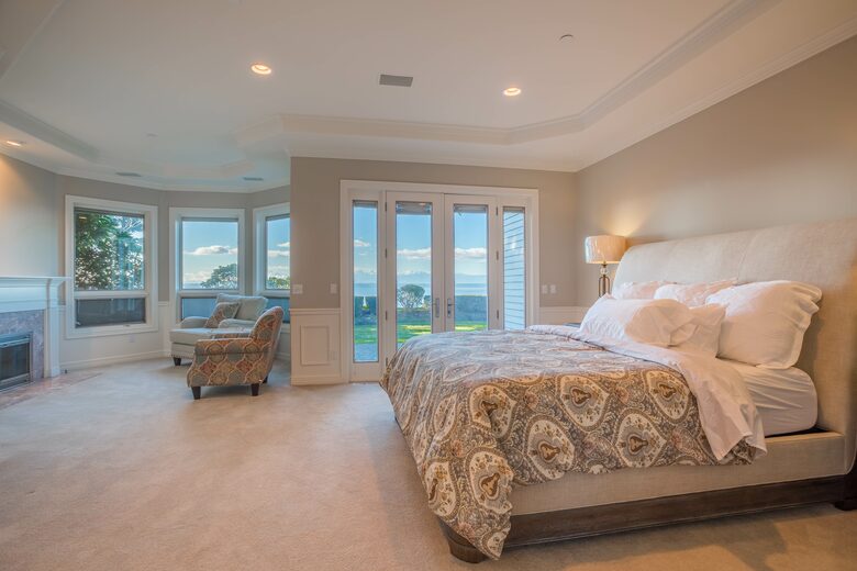 Breathtaking Ocean View Castle Like Home - Edmonds, Washington