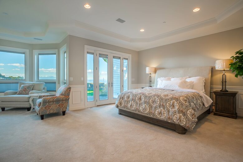 Breathtaking Ocean View Castle Like Home - Edmonds, Washington