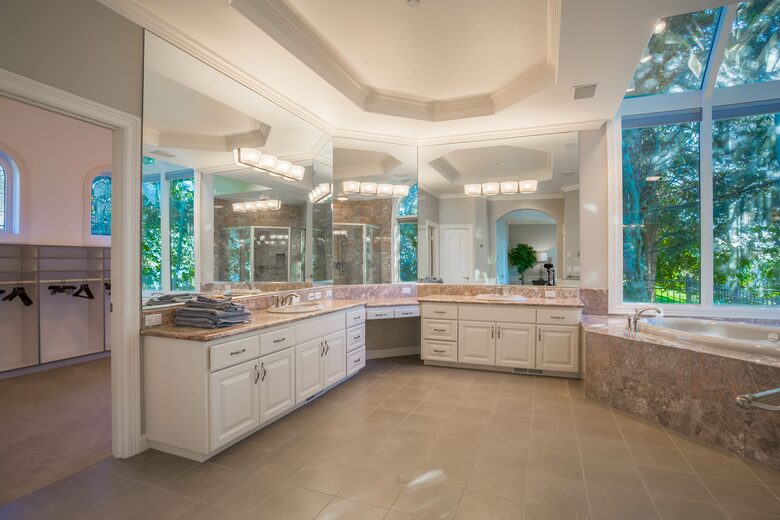 Breathtaking Ocean View Castle Like Home - Edmonds, Washington