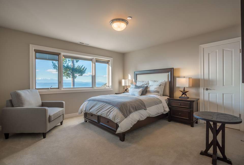 Breathtaking Ocean View Castle Like Home - Edmonds, Washington