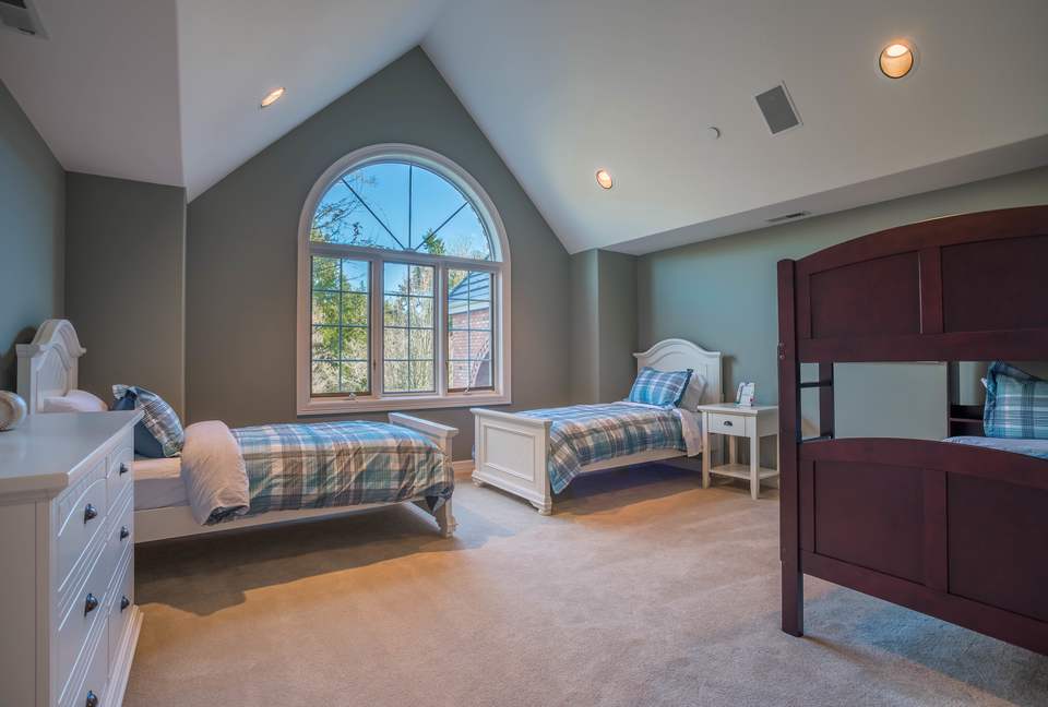 Breathtaking Ocean View Castle Like Home - Edmonds, Washington