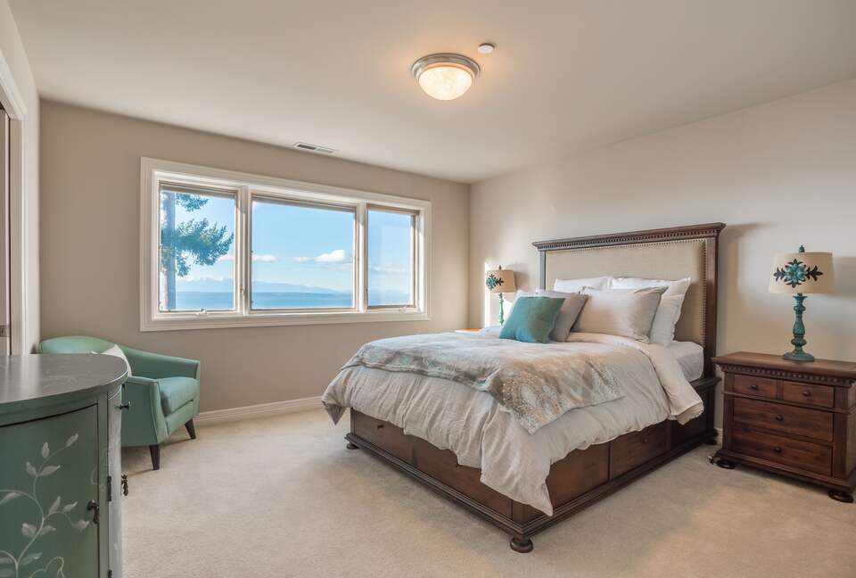 Breathtaking Ocean View Castle Like Home - Edmonds, Washington